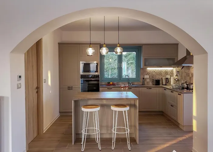 Exclusive Sea View Villa Madelaine