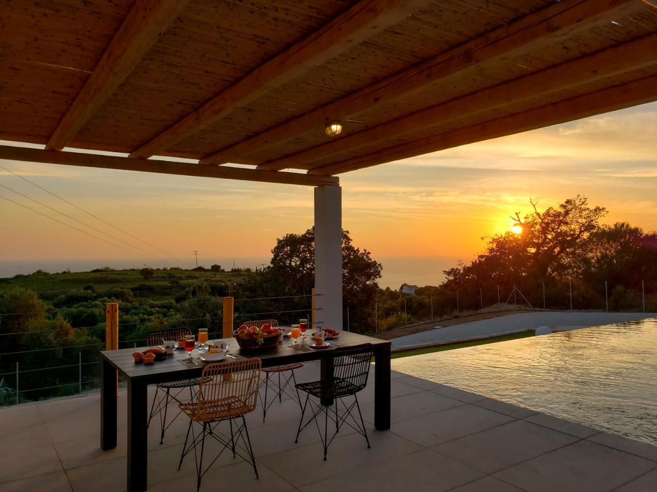 Exclusive Sea View Madelaine